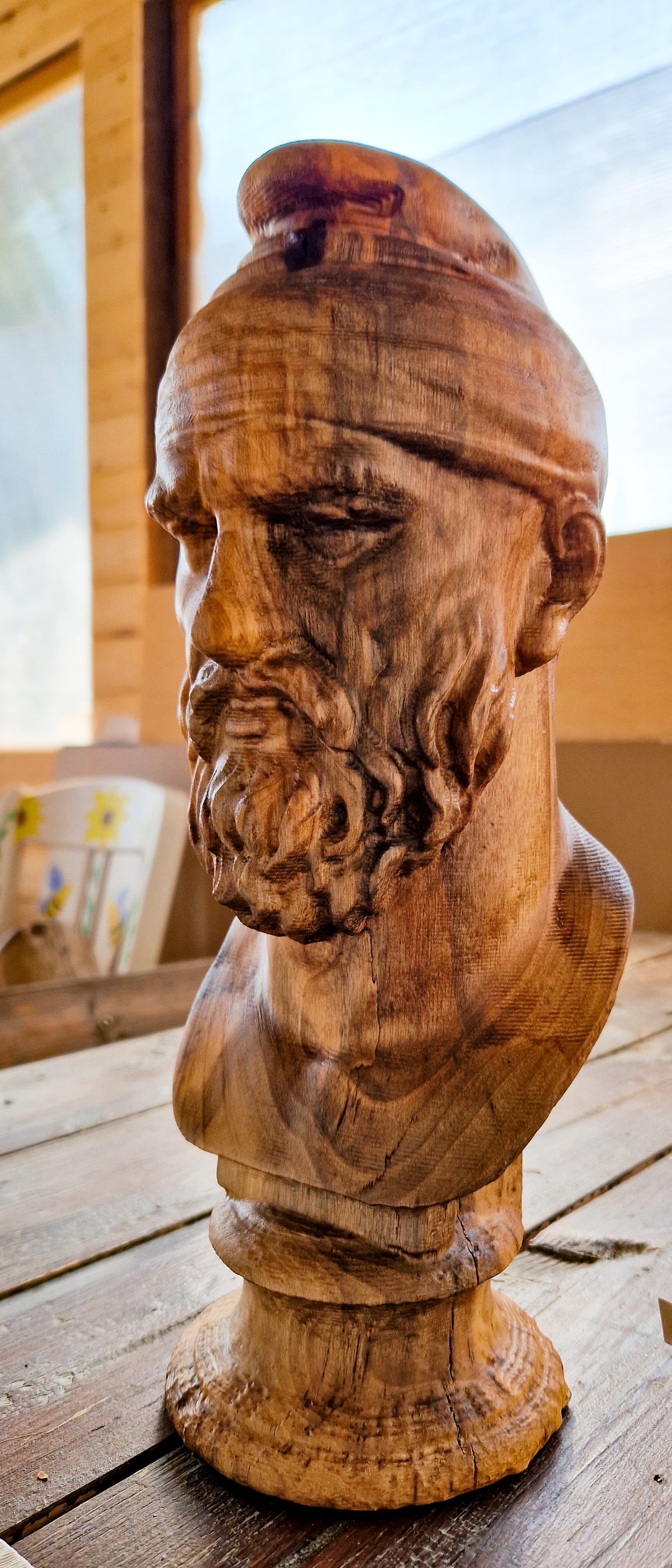 Decebal Statuie bust