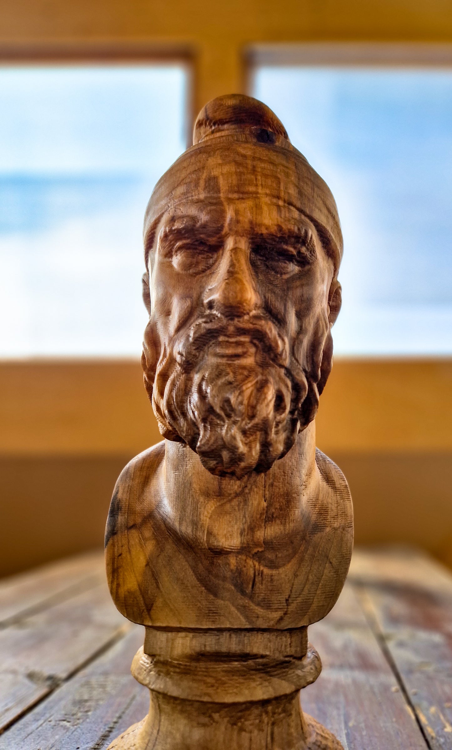 Decebal Statuie bust